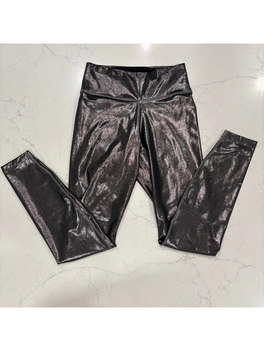 Nike Dri-FIT Metallic Black/Silver High-Rise Leggings – Women’s XS